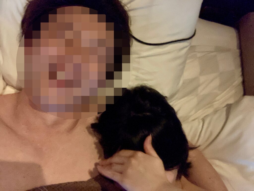 女性との写真